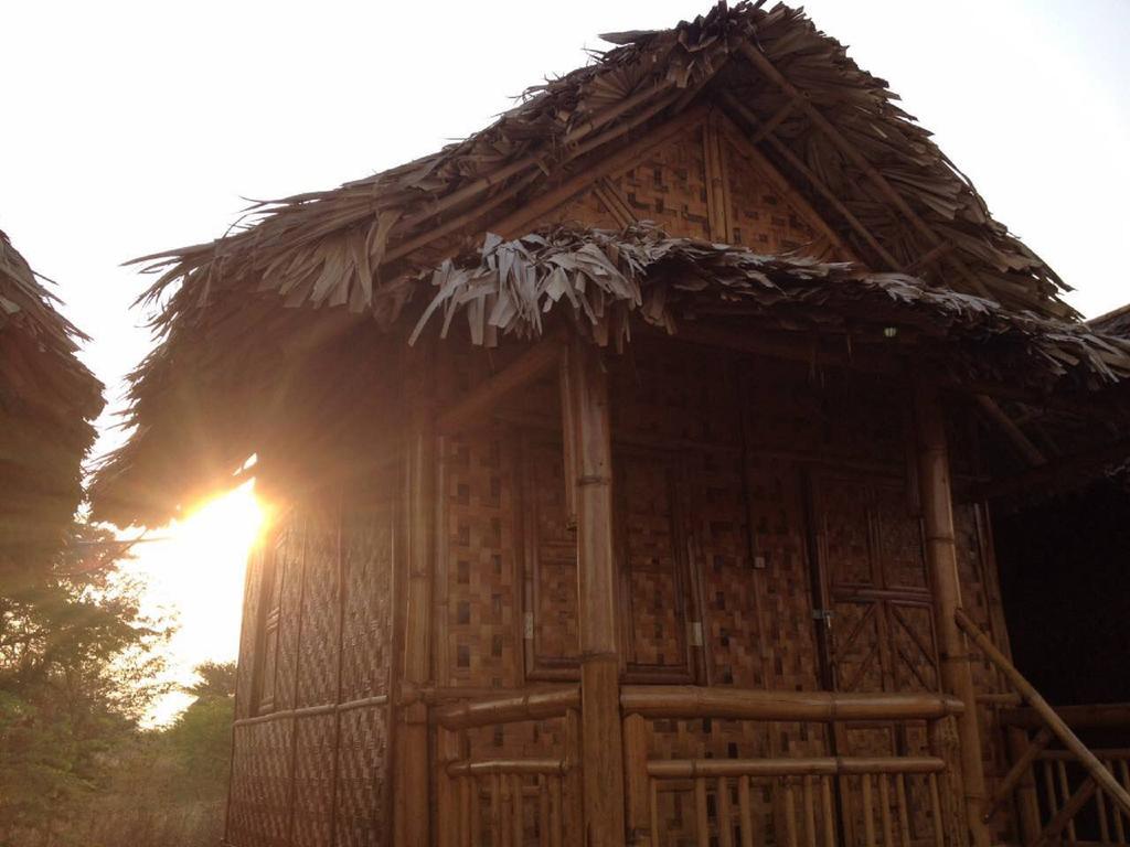 Bamboo House Διαμέρισμα Παγκάν Εξωτερικό φωτογραφία